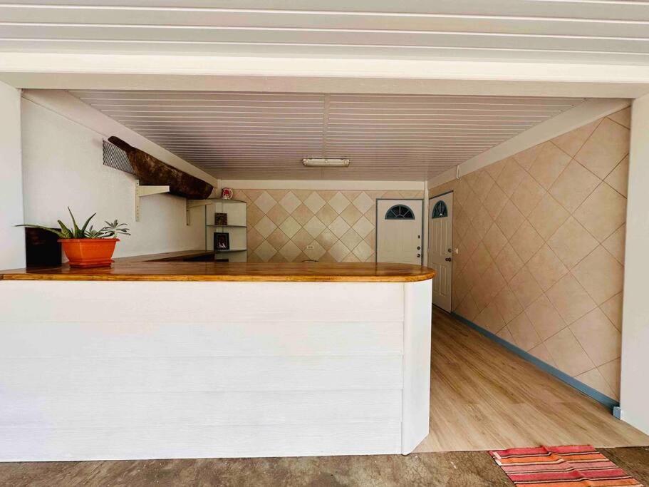 Meri Lodge Huahine Fare ภายนอก รูปภาพ
